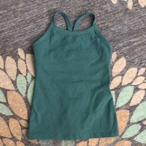 🍋 RARE Lululemon size 4 tank